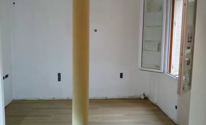 Comment restaurer un vieux parquet en bois avec fissure ?, Houilles, PROJET CONSTRUCTION