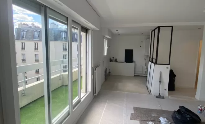 Comment restaurer un vieux parquet en bois avec fissure ?, Houilles, PROJET CONSTRUCTION